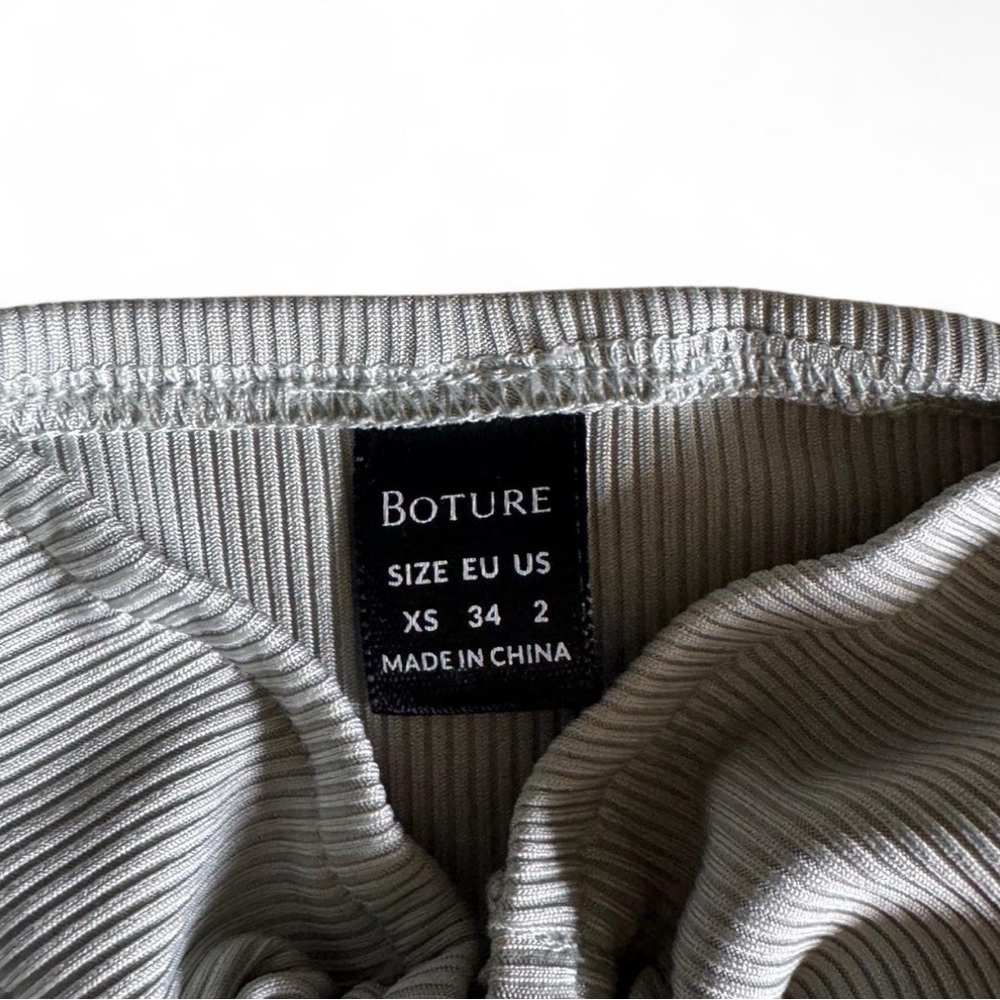 Boture Gray Ribbed Women's Top - Picture 2 of 3